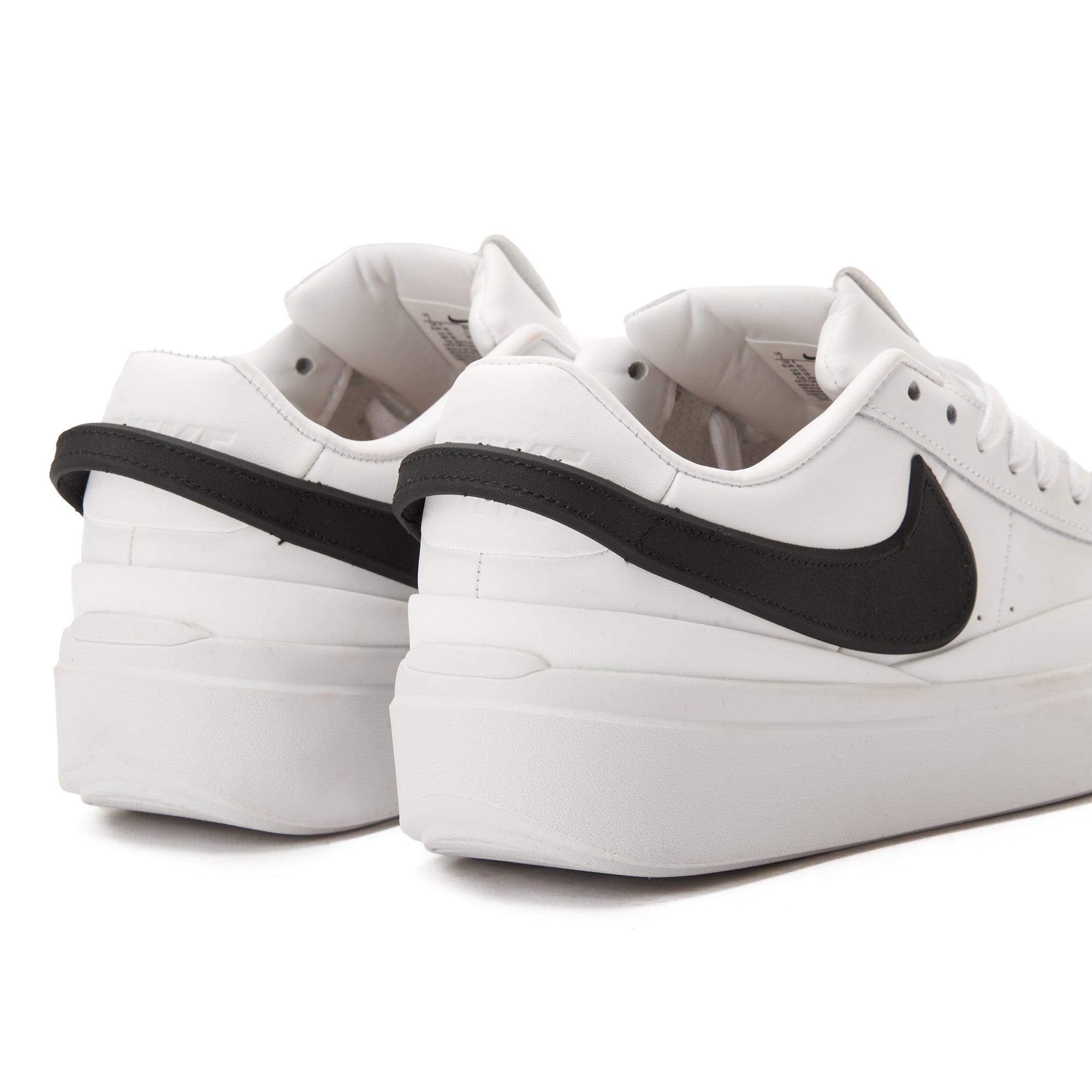 White&Black Blazer Phantom Low Sneakers