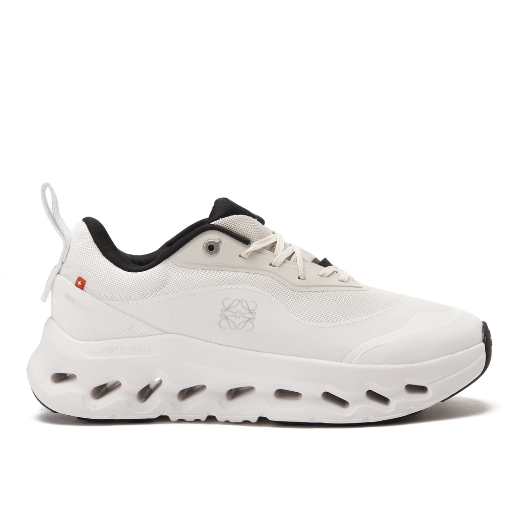 White DQ Loewe Cloudtilt Running Sneakers