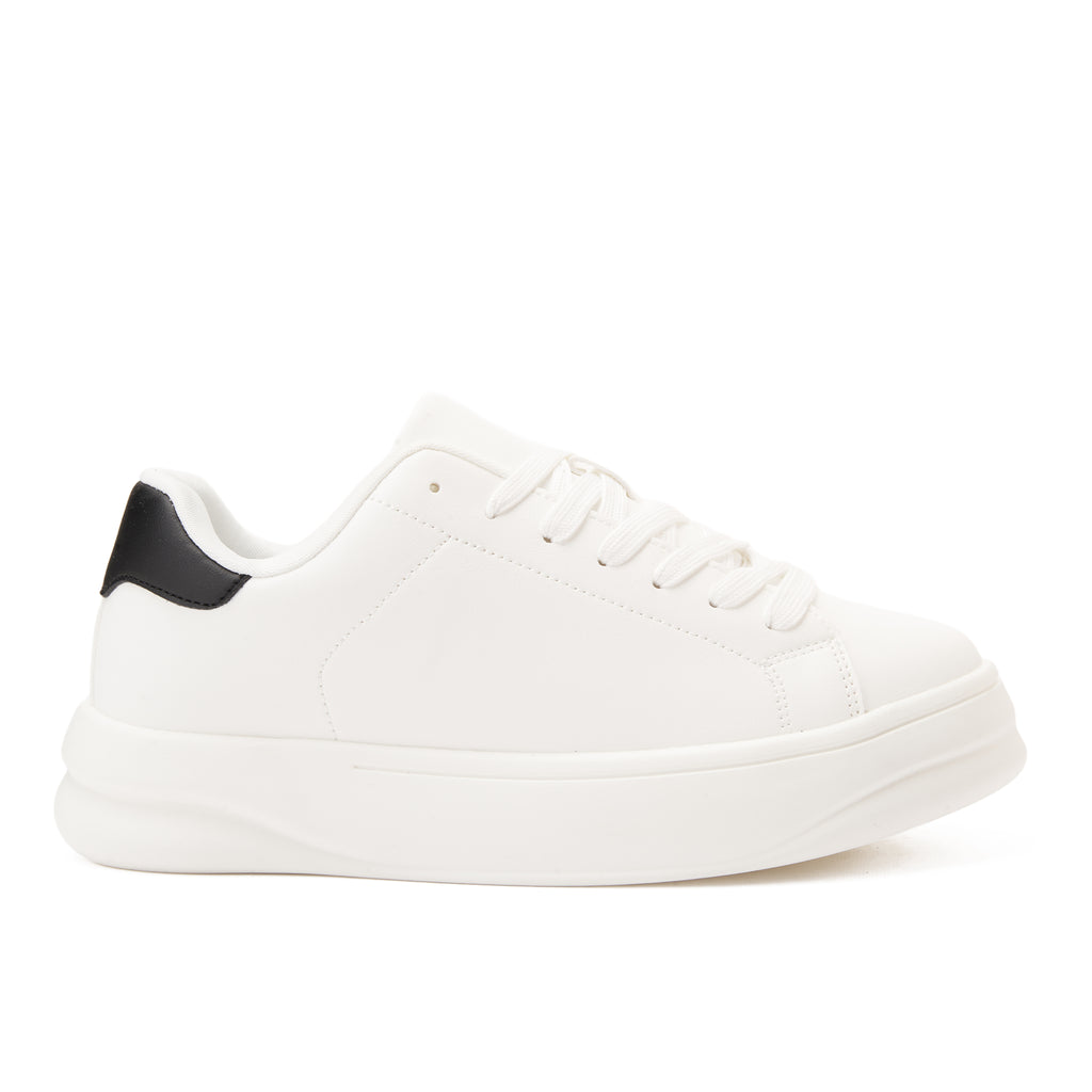 White&Black Zara Sneakers