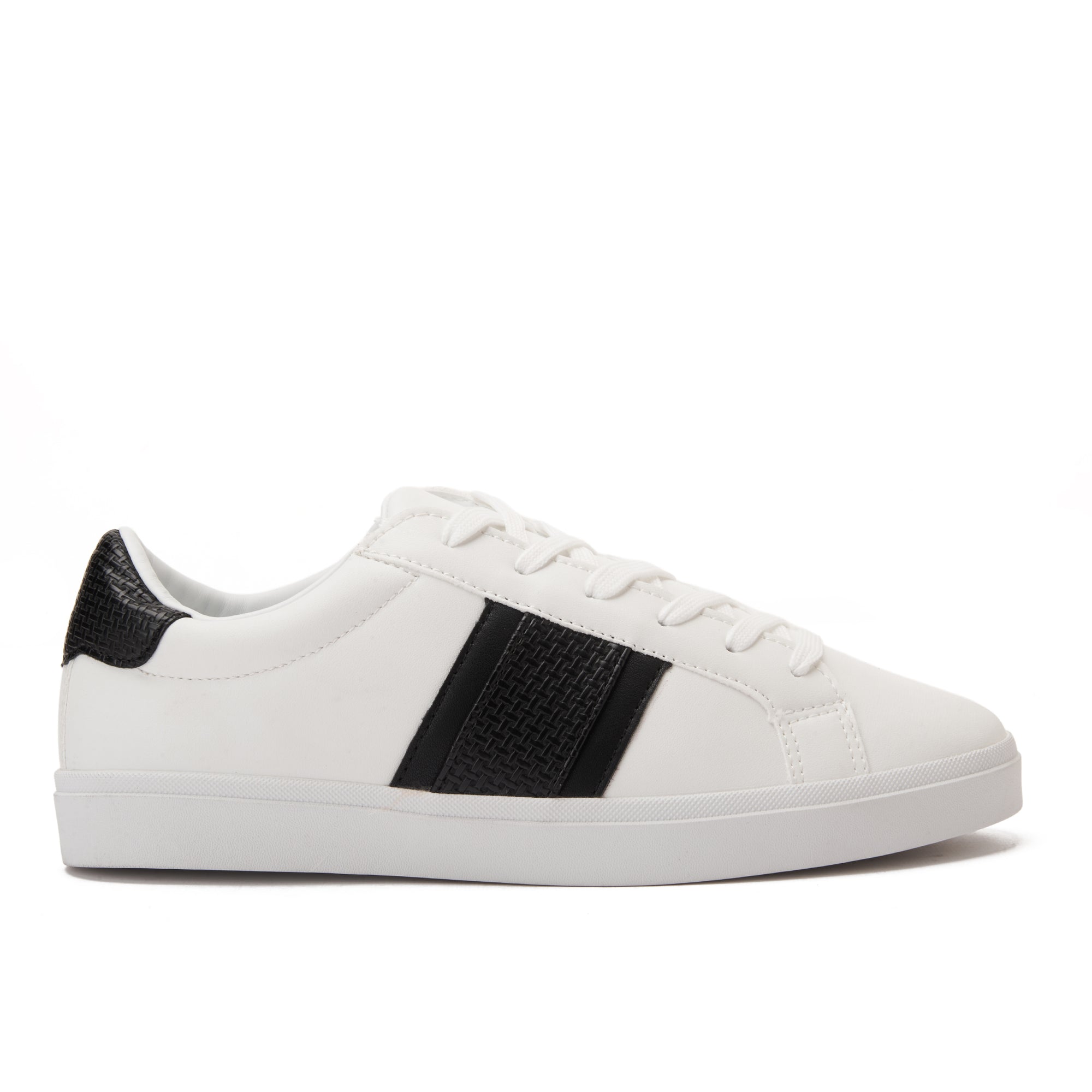 White&Black Zara Sneakers
